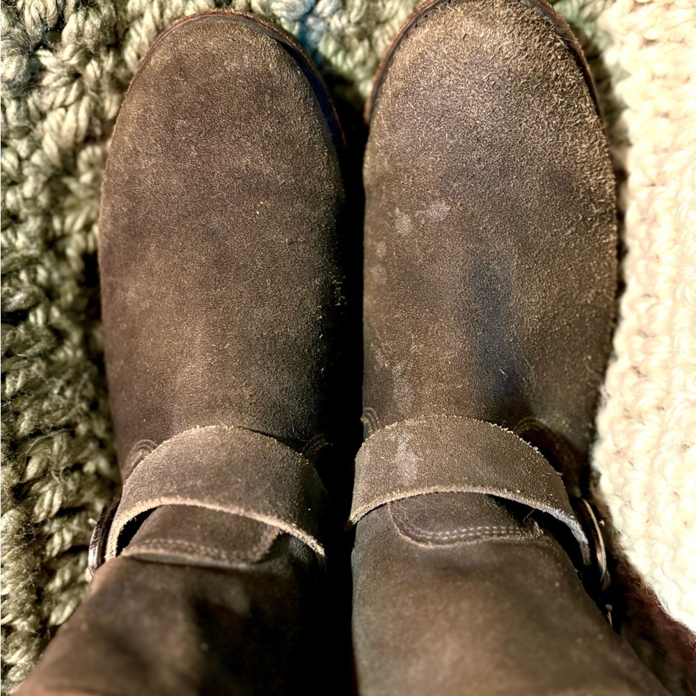 ‘Frye Veronica Strappy Triple Buckle Rustic Distressed Short Suede Boots Size 9’ - Picture 14 of 16